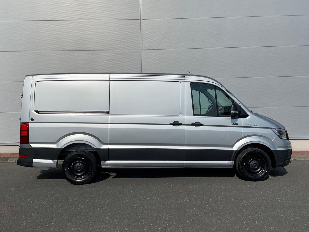 MAN TGE 3.180 L3H2 Kasten 4x4 AUTOM ACC NAV - Car: picture 5 MAN TGE 3.180 L3H2 Kasten 4x4 AUTOM ACC NAV - Car: picture 5