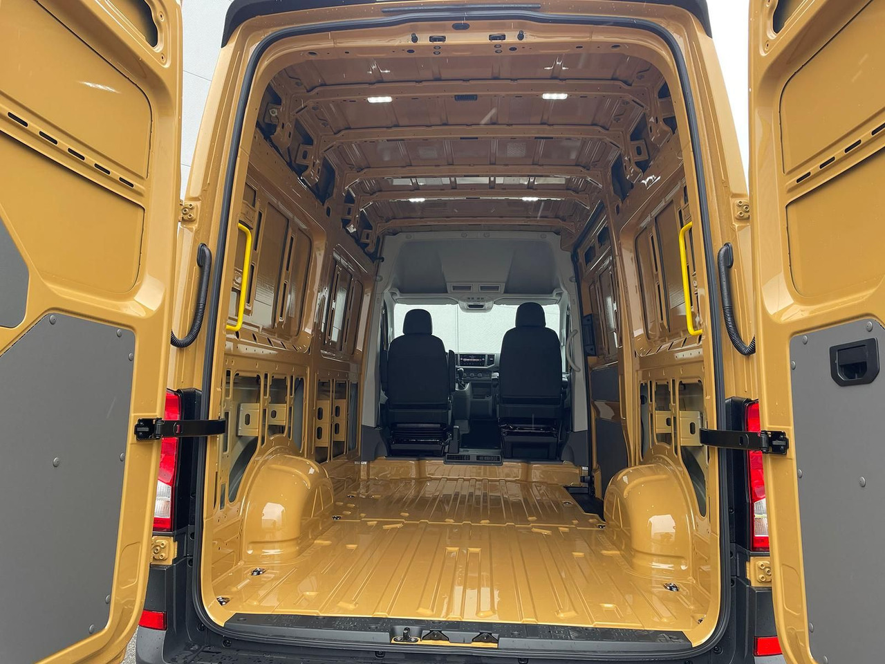Panel van MAN TGE 3.180 L3H3 Individual Lion S ACC STANDHZ LED: picture 33