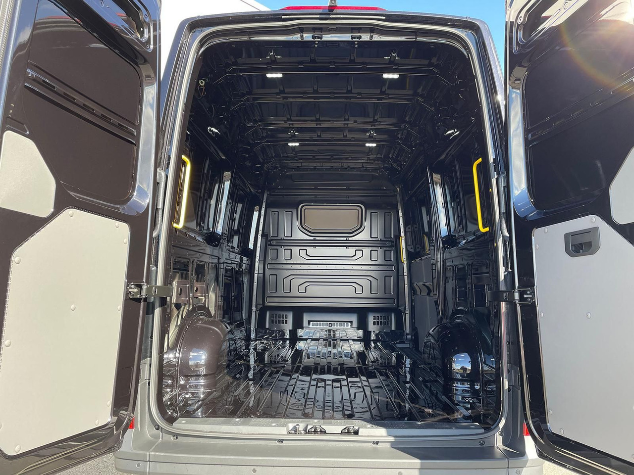 Car MAN TGE 3.180 L3H3 Kasten STANDHZ ACC NAVI KAMERA: picture 37