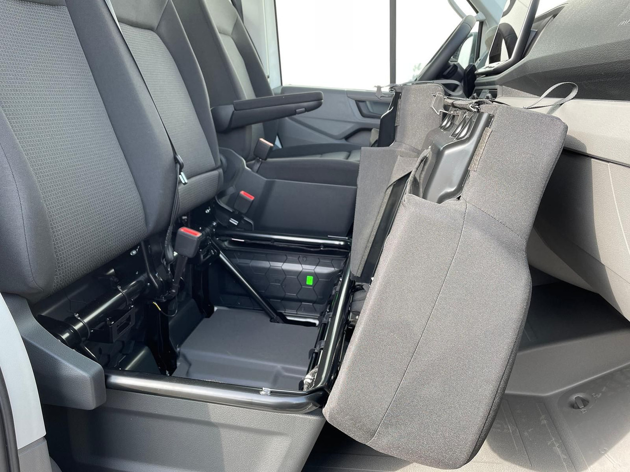 Car MAN TGE 3.180 Pritsche DOKA LR KAMERA AHK SITZHZ: picture 27