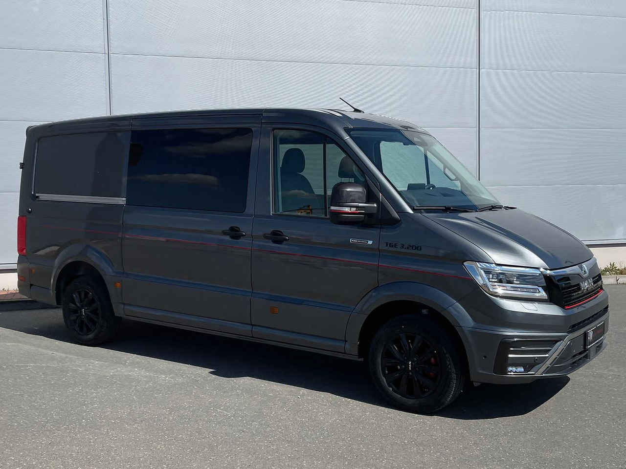 MAN TGE 3.200 L3H2 MIXTO 4x4 Individual S ACC STHZ - Panel van, Combi van: picture 2 MAN TGE 3.200 L3H2 MIXTO 4x4 Individual S ACC STHZ - Panel van, Combi van: picture 2