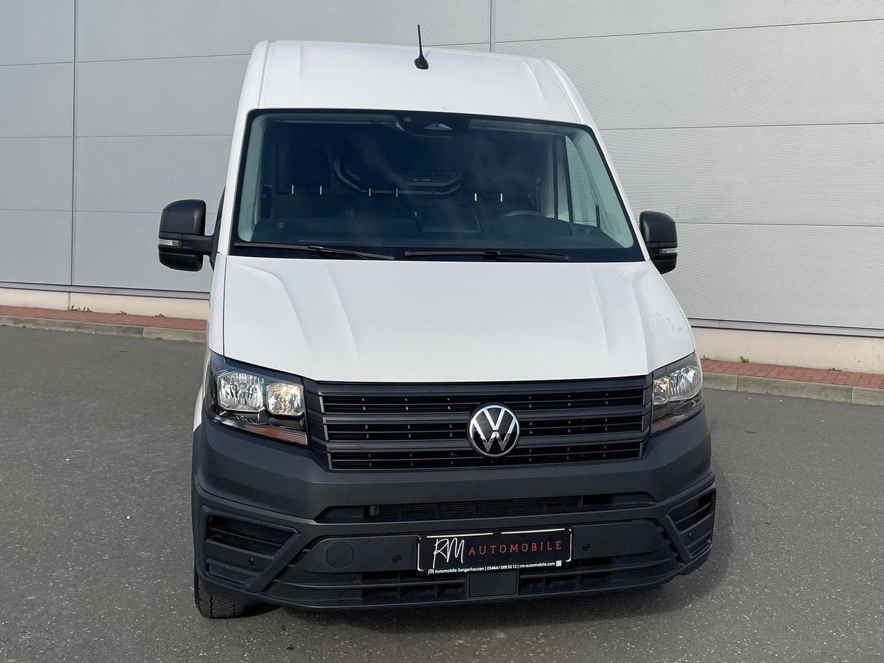 Volkswagen Crafter Kasten 35 L4H3 DAB SITZHZ PDC MFL - Passenger van: picture 3 Volkswagen Crafter Kasten 35 L4H3 DAB SITZHZ PDC MFL - Passenger van: picture 3
