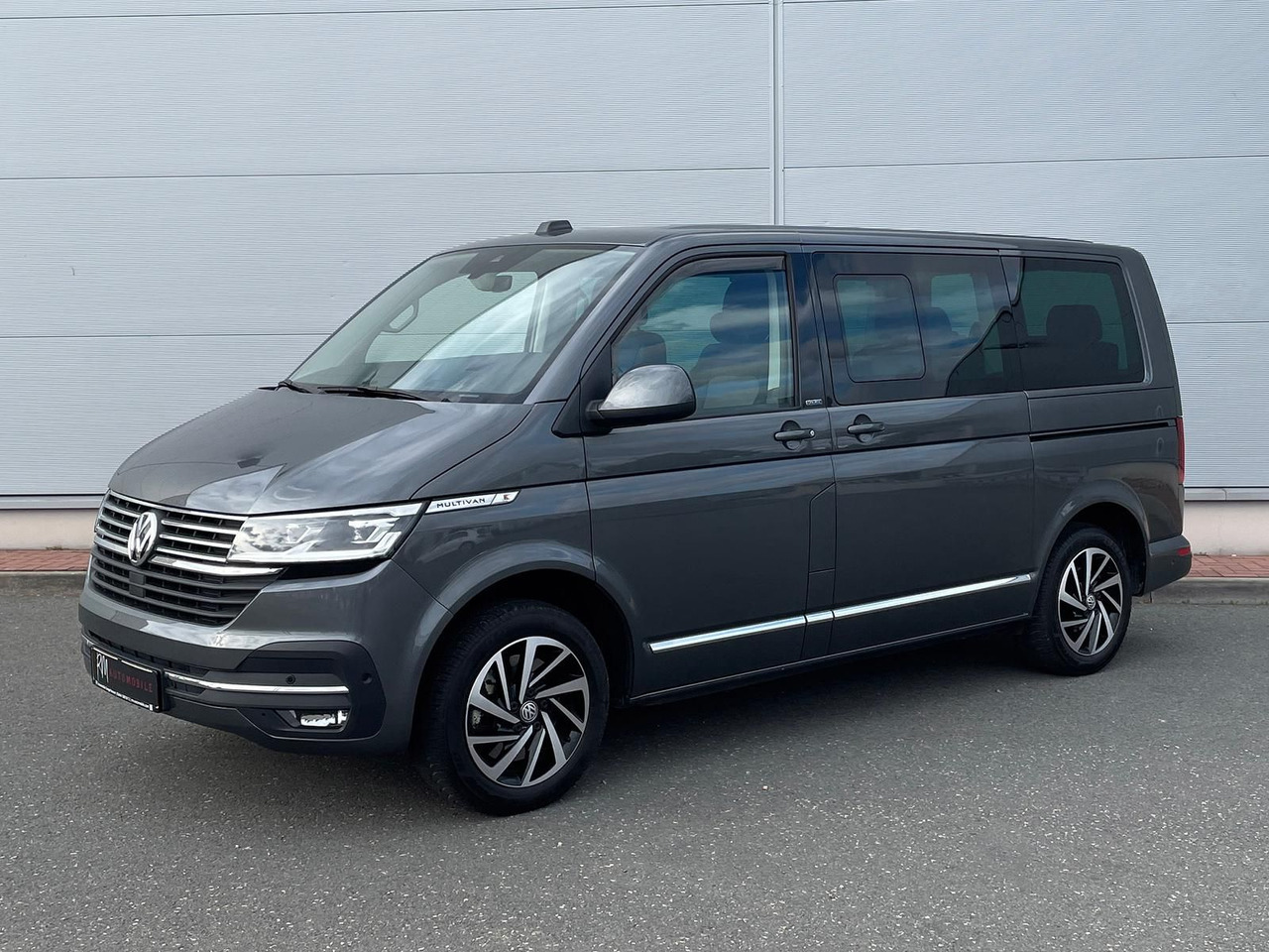 Volkswagen T6.1 Multivan Comfortline 4M ACC KAMERA SITZHZ - Minibus, Passenger van: picture 1 Volkswagen T6.1 Multivan Comfortline 4M ACC KAMERA SITZHZ - Minibus, Passenger van: picture 1