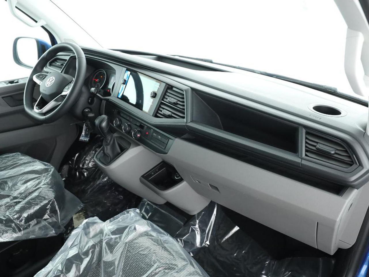 Volkswagen T6.1 Transporter Kombi KR Autom. LED TEMP SITZHZ - Minibus, Passenger van: picture 3 Volkswagen T6.1 Transporter Kombi KR Autom. LED TEMP SITZHZ - Minibus, Passenger van: picture 3