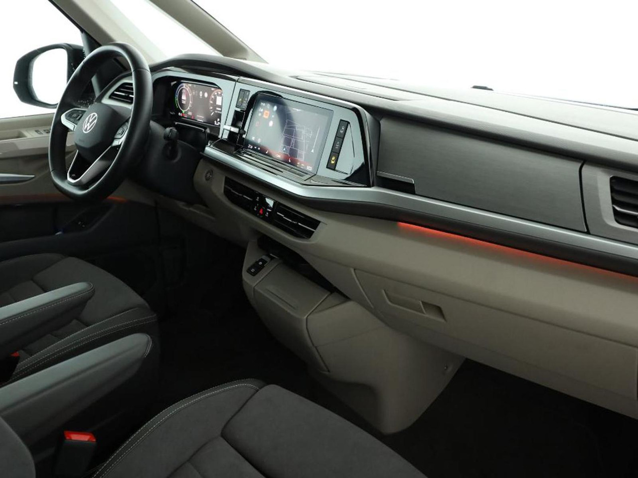 Minibus, Passenger van Volkswagen T7 Multivan Style eHybrid lang 4M AHK ACC Matrix: picture 6