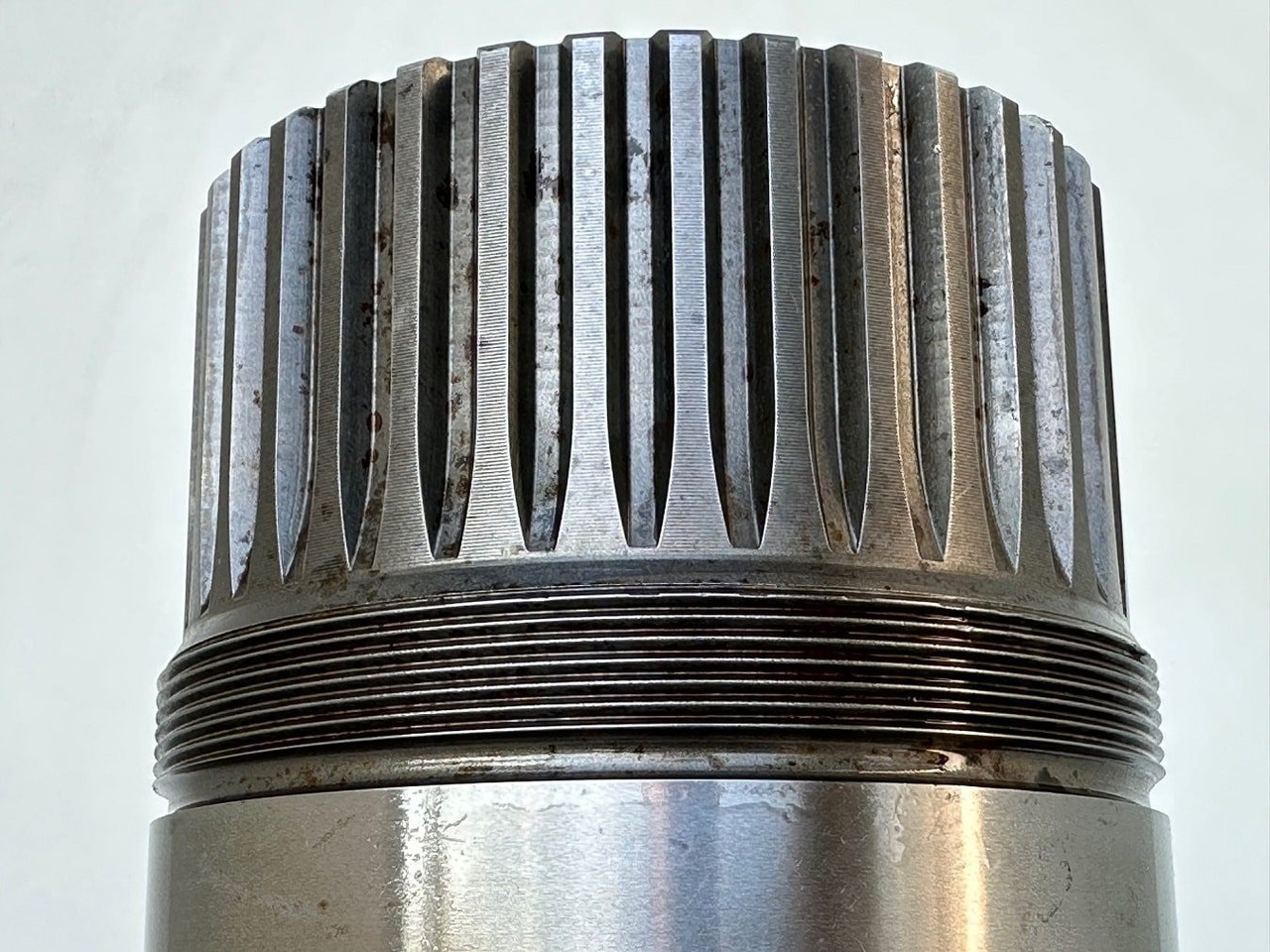 Swing motor for Crawler excavator Liebherr Abtriebswelle ID-Nr.932919701. SAT350/208 - SAT350/252. A954B, A954C, LH80 C, LH80 M, R954CG, E954, EP954, ER954, P954C, P954E, R954B, R954C. #932919701.09#: picture 14 Swing motor for Crawler excavator Liebherr Abtriebswelle ID-Nr.932919701. SAT350/208 - SAT350/252. A954B, A954C, LH80 C, LH80 M, R954CG, E954, EP954, ER954, P954C, P954E, R954B, R954C. #932919701.09#: picture 14