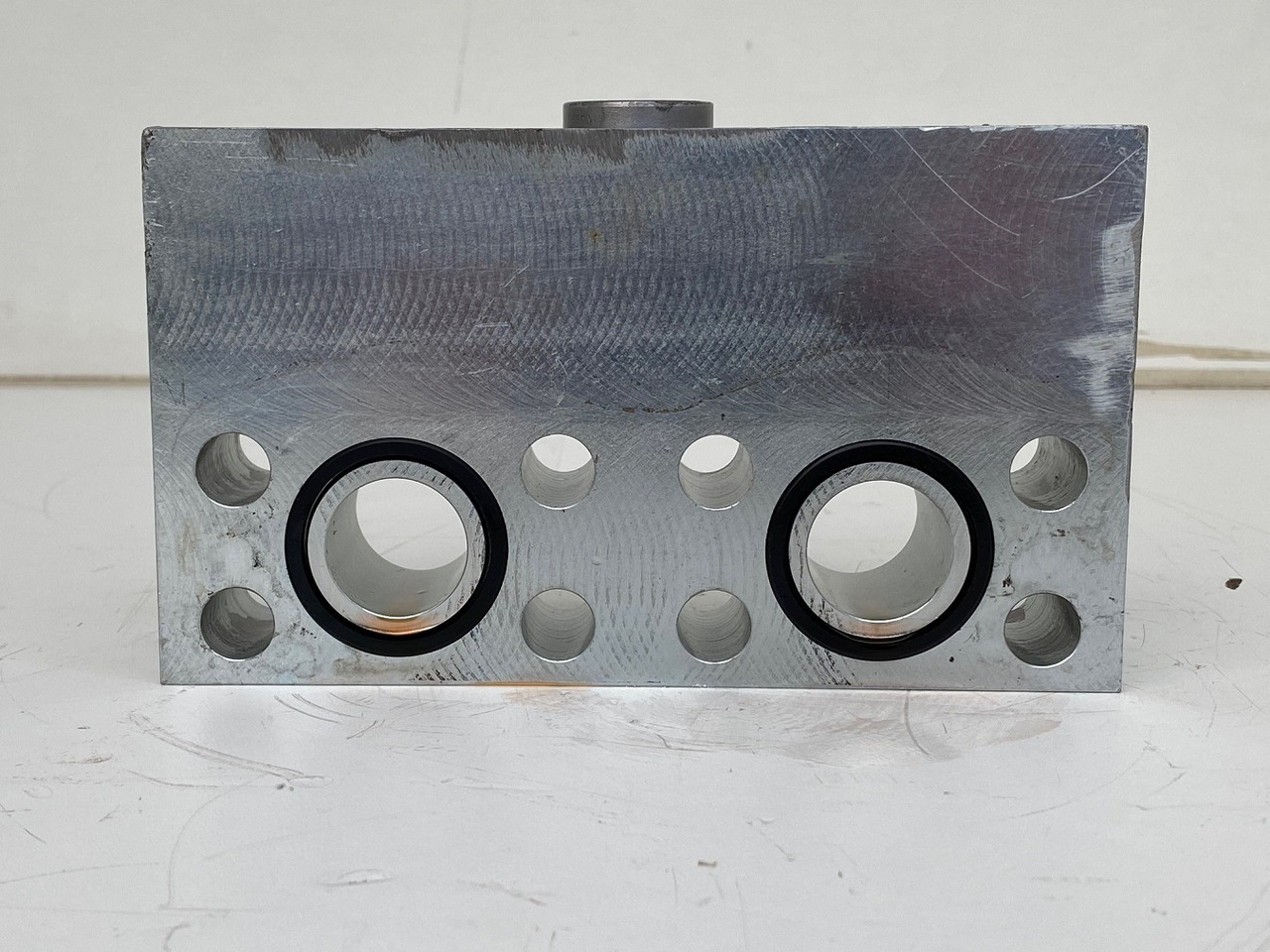 Liebherr Dämpfungsventil ID-Nr.10121777. P924 COMP, P926, R926, R916, R922, R924 COMP, R924, R926 COMP, R926, R930, R936, R946, R950 T, R960 T. #DÄ27652# - Swing motor for Excavator: picture 5 Liebherr Dämpfungsventil ID-Nr.10121777. P924 COMP, P926, R926, R916, R922, R924 COMP, R924, R926 COMP, R926, R930, R936, R946, R950 T, R960 T. #DÄ27652# - Swing motor for Excavator: picture 5