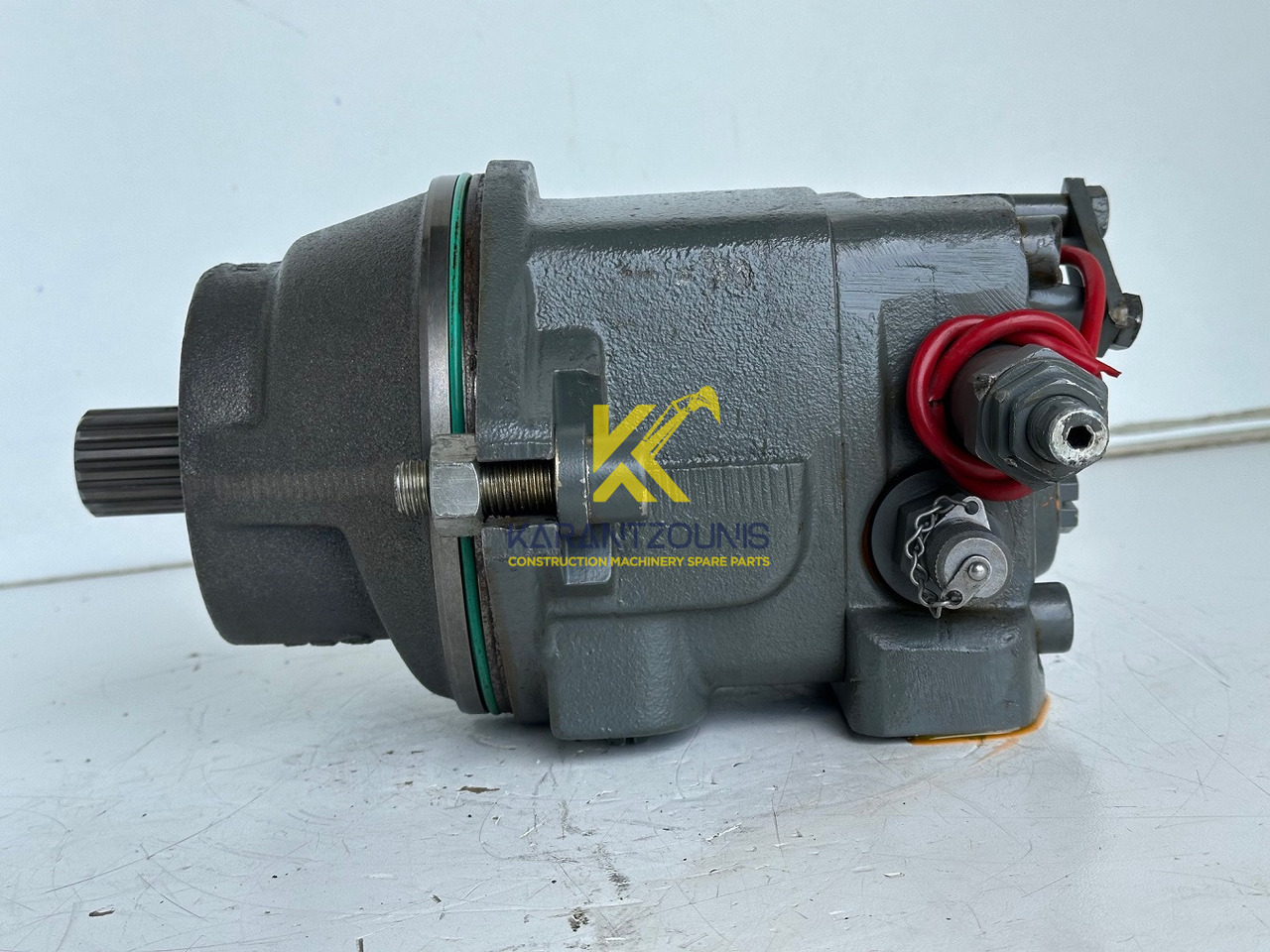 Liebherr Hydraulikeinbaumotor Typ:FMF058, ID-Nr.10122576 - ID-Nr.10145827 - ID-Nr.11371069. LOS1906, P924 COMP , R906, R906 PROTO, R916, R922, R924, R924 COMP, R926 COMP, R926 K LC. #39780# - Hydraulic motor for Excavator: picture 4 Liebherr Hydraulikeinbaumotor Typ:FMF058, ID-Nr.10122576 - ID-Nr.10145827 - ID-Nr.11371069. LOS1906, P924 COMP , R906, R906 PROTO, R916, R922, R924, R924 COMP, R926 COMP, R926 K LC. #39780# - Hydraulic motor for Excavator: picture 4