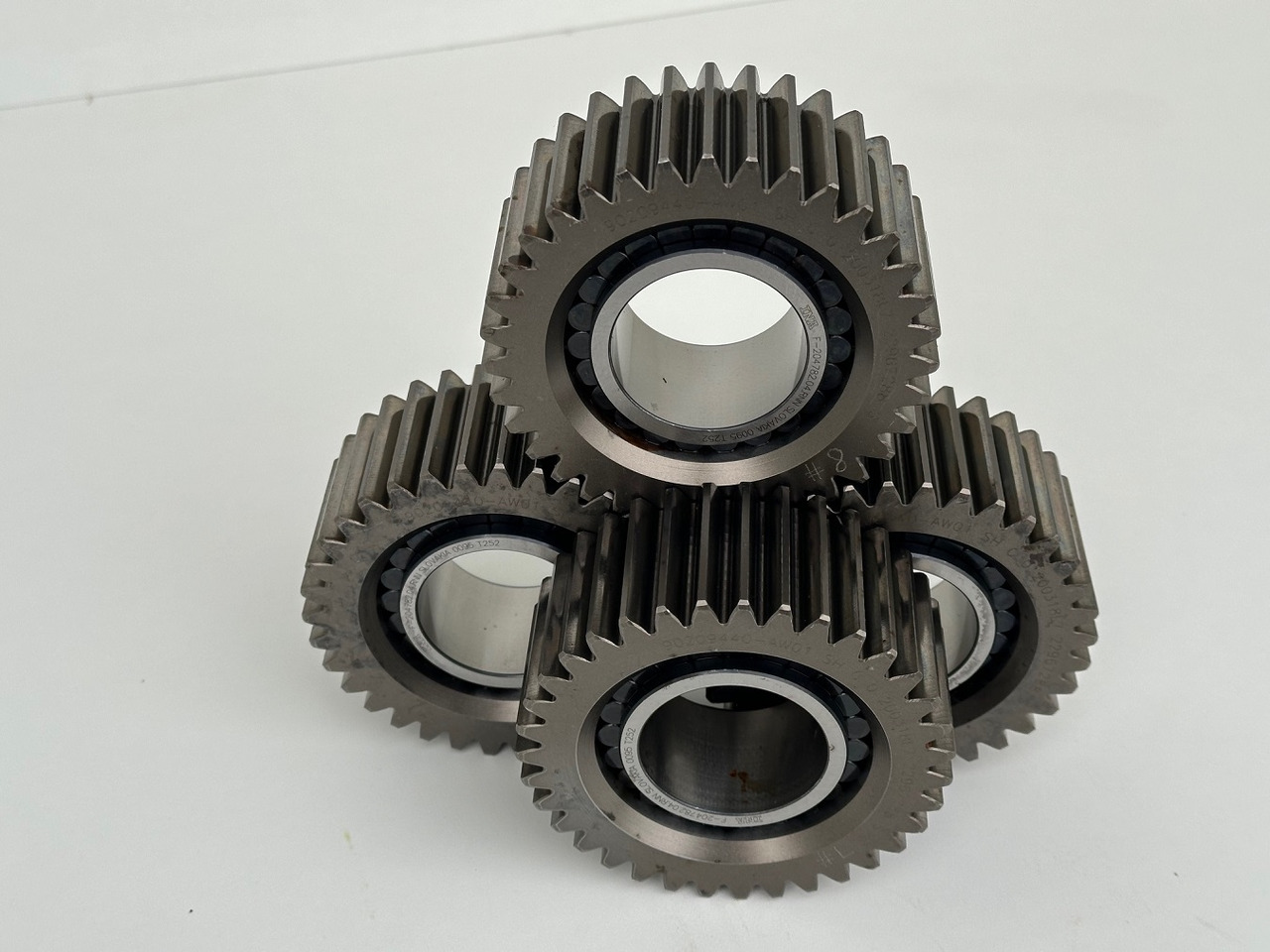 Liebherr Planetenrad mit Zylinderrollenlager ID-Nr.9443048 - ID-Nr.944304803 - ID-Nr.90209439 - ID-Nr.761003303- ID-Nr.10191884. #90209440.30.12# - Swing motor for Excavator: picture 3 Liebherr Planetenrad mit Zylinderrollenlager ID-Nr.9443048 - ID-Nr.944304803 - ID-Nr.90209439 - ID-Nr.761003303- ID-Nr.10191884. #90209440.30.12# - Swing motor for Excavator: picture 3