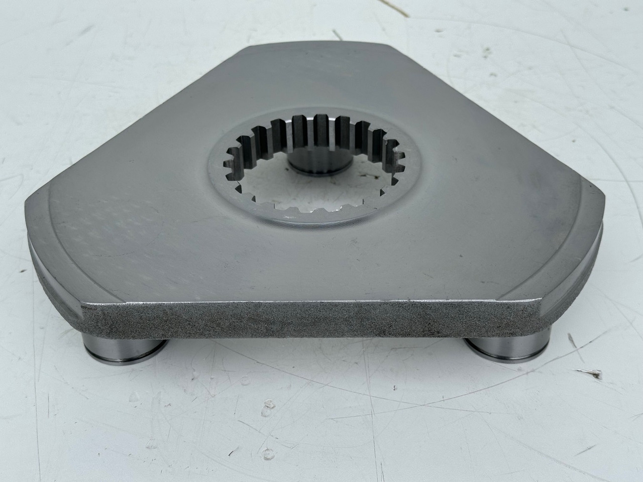 Liebherr Planetenträger ID-Nr.12962320. #12962320.A4.267# - Gearbox and parts for Excavator: picture 4 Liebherr Planetenträger ID-Nr.12962320. #12962320.A4.267# - Gearbox and parts for Excavator: picture 4