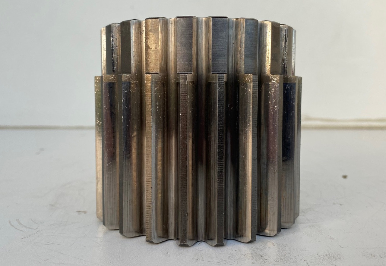 Liebherr Sonnenrad ID-Nr.90016258. FAT400P112, FAT400P130, FAT400P139. LOS1936,LOS926,R926,R928,R930,R934,R936,R938,R940,R944,R946,R950T. #SHG3# - Final drive for Construction machinery: picture 3 Liebherr Sonnenrad ID-Nr.90016258. FAT400P112, FAT400P130, FAT400P139. LOS1936,LOS926,R926,R928,R930,R934,R936,R938,R940,R944,R946,R950T. #SHG3# - Final drive for Construction machinery: picture 3