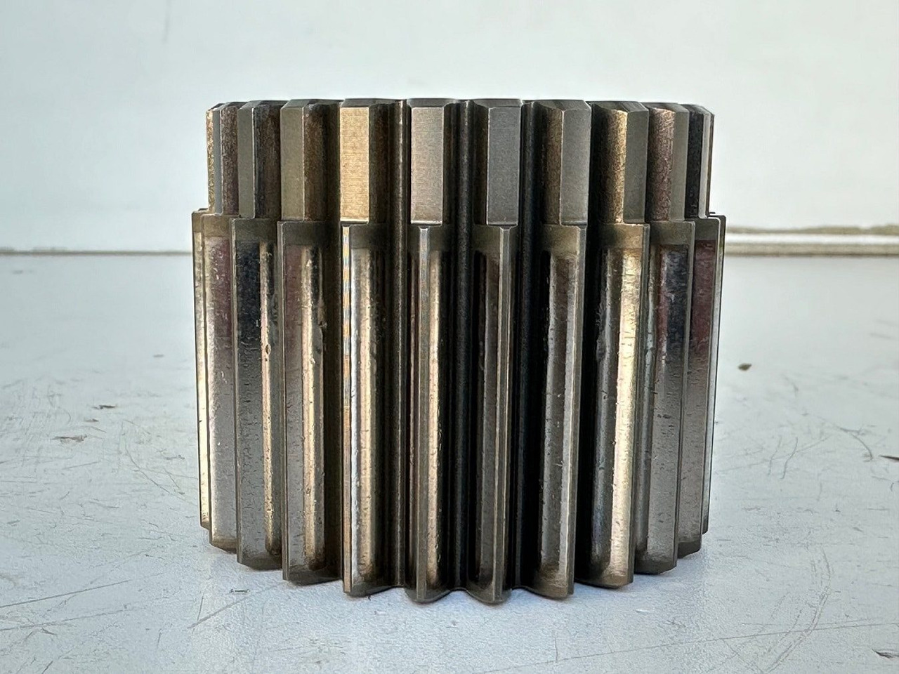 Liebherr Sonnenrad ID-Nr.90207998. SAT275A290. R922-1486, R924-1487. #90207998.02.10# - Swing motor for Excavator: picture 2 Liebherr Sonnenrad ID-Nr.90207998. SAT275A290. R922-1486, R924-1487. #90207998.02.10# - Swing motor for Excavator: picture 2