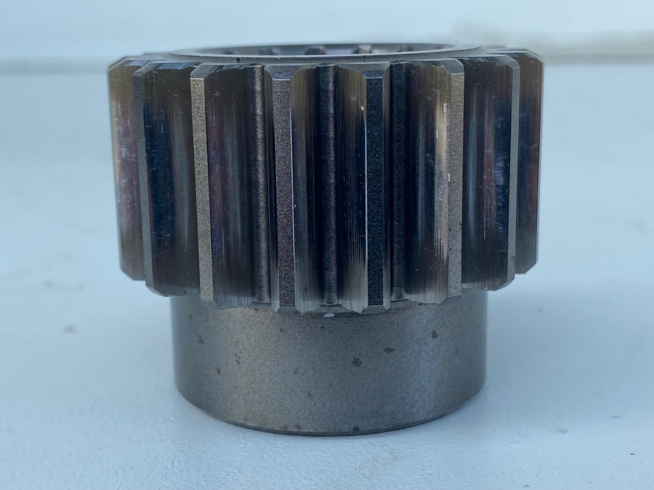 Liebherr Sonnenrad ID-Nr.90209644. SAT250/278, SAT250/287. A913 COMP, A914 COMP, A914, A916 COMP, A916, A918 COMP, A918, A920, A922 RAIL, A924 RAIL, LH18, LH22, LH24, LH26, R914 COMP, R914 RAIL, R9 - Swing motor for Crawler excavator: picture 4 Liebherr Sonnenrad ID-Nr.90209644. SAT250/278, SAT250/287. A913 COMP, A914 COMP, A914, A916 COMP, A916, A918 COMP, A918, A920, A922 RAIL, A924 RAIL, LH18, LH22, LH24, LH26, R914 COMP, R914 RAIL, R9 - Swing motor for Crawler excavator: picture 4