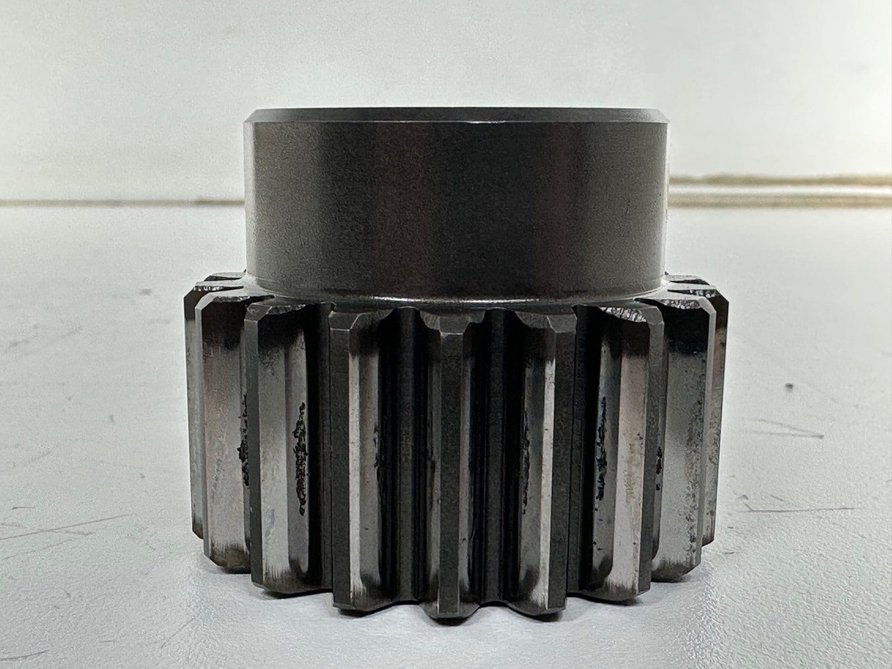 Liebherr Sonnenrad ID-Nr.90209644. SAT250/278, SAT250/287. A913 COMP, A914 COMP, A914, A916 COMP, A916, A918 COMP, A918, A920, A922 RAIL, A924 RAIL, LH18, LH22, LH24, LH26, R914 COMP, R914 RAIL, R9 - Swing motor for Crawler excavator: picture 3 Liebherr Sonnenrad ID-Nr.90209644. SAT250/278, SAT250/287. A913 COMP, A914 COMP, A914, A916 COMP, A916, A918 COMP, A918, A920, A922 RAIL, A924 RAIL, LH18, LH22, LH24, LH26, R914 COMP, R914 RAIL, R9 - Swing motor for Crawler excavator: picture 3