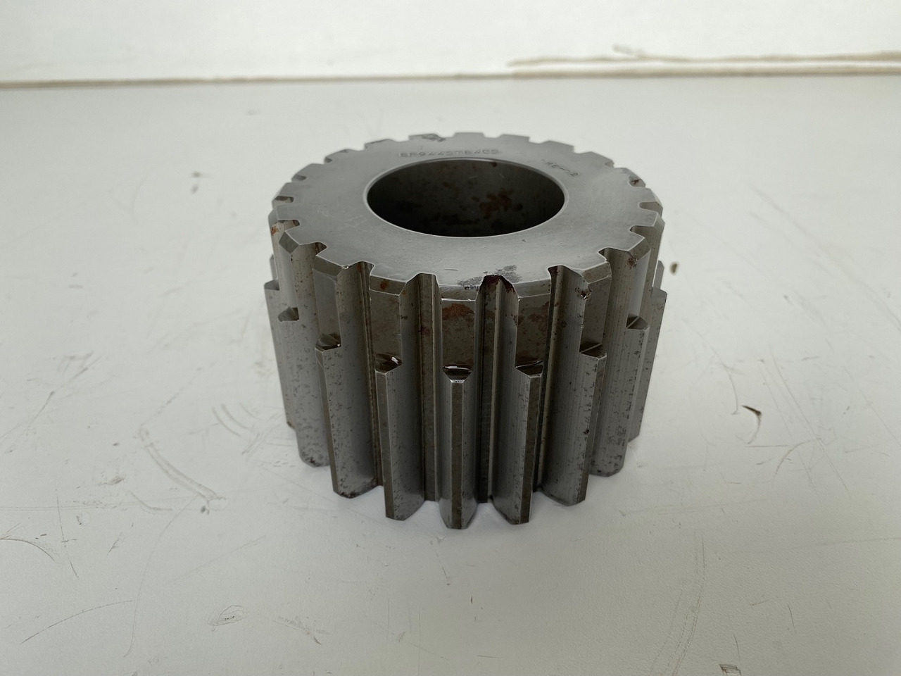 Liebherr Sonnenrad ID-Nr.9443784 - ID-Nr.944378403. FAT550, FAT550P046. - Final drive for Crawler excavator: picture 1 Liebherr Sonnenrad ID-Nr.9443784 - ID-Nr.944378403. FAT550, FAT550P046. - Final drive for Crawler excavator: picture 1