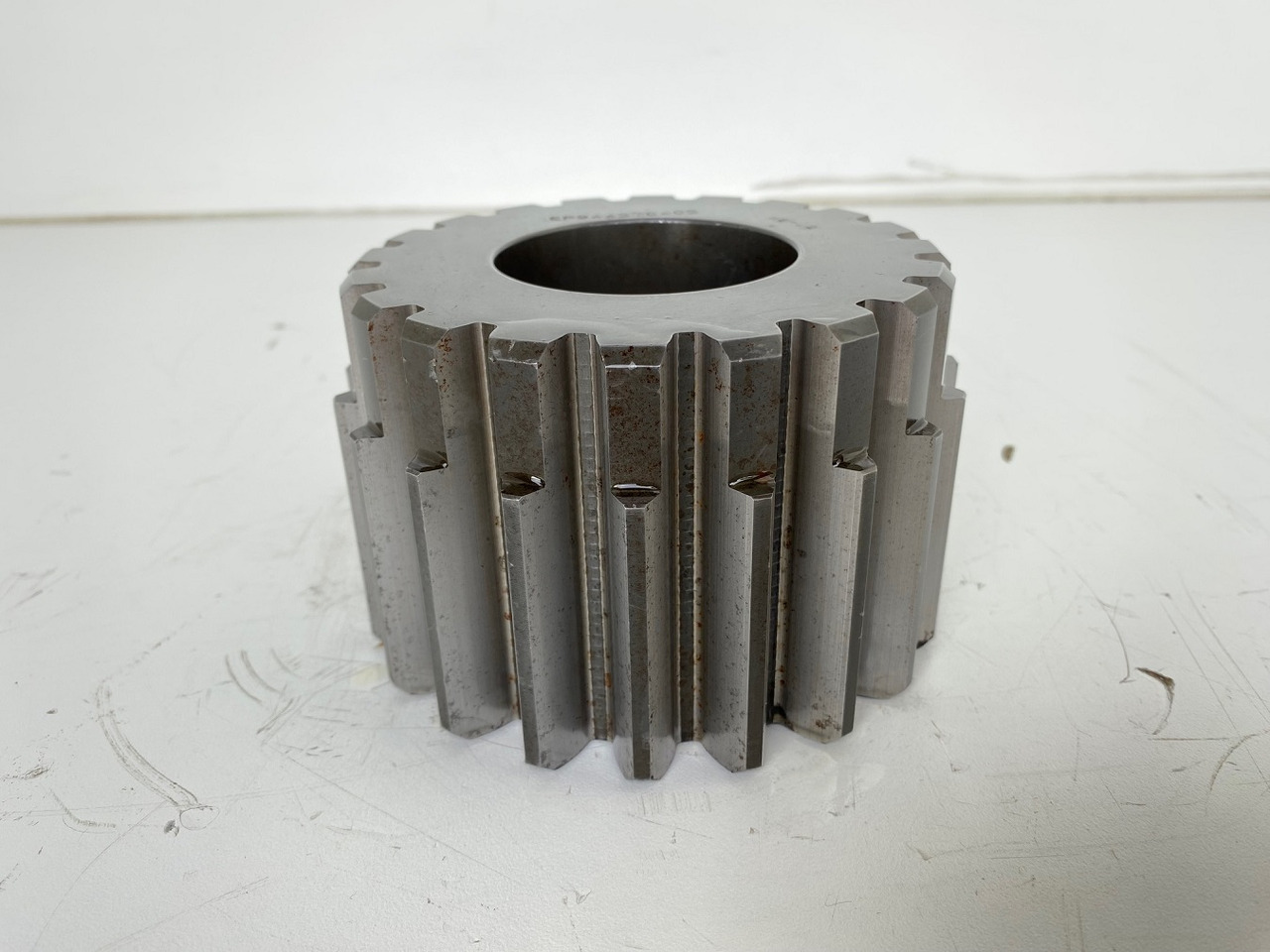 Liebherr Sonnenrad ID-Nr.9443784 - ID-Nr.944378403. FAT550, FAT550P046. - Final drive for Crawler excavator: picture 1 Liebherr Sonnenrad ID-Nr.9443784 - ID-Nr.944378403. FAT550, FAT550P046. - Final drive for Crawler excavator: picture 1