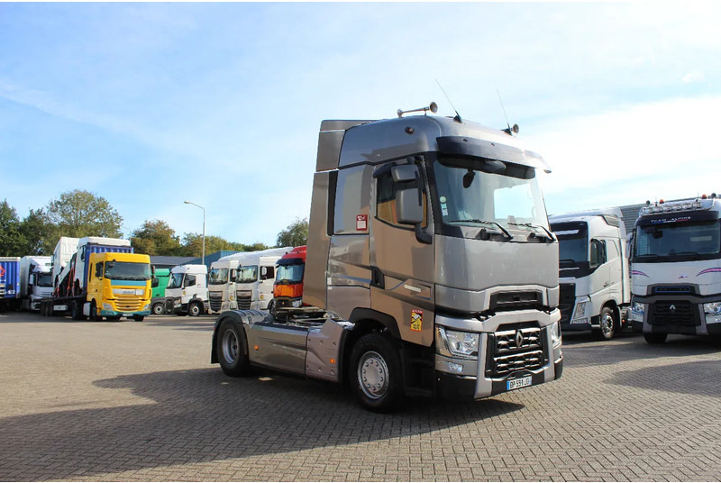 Renault T520 * EURO6 * 4X2 * - Tractor unit: picture 5 Renault T520 * EURO6 * 4X2 * - Tractor unit: picture 5