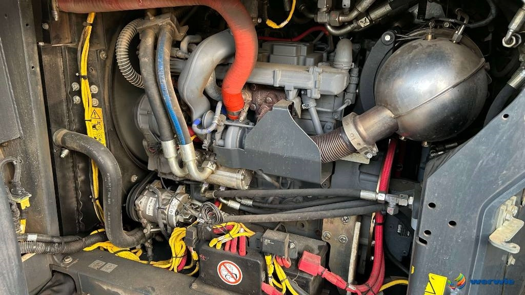 Leasing of Bomag BW 174 AP-4V AM Bomag BW 174 AP-4V AM: picture 13 Leasing of Bomag BW 174 AP-4V AM Bomag BW 174 AP-4V AM: picture 13