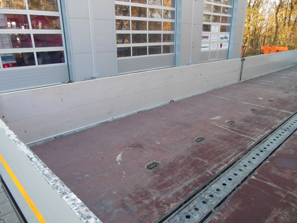 Open body delivery van Renault MIDLUM DXI 180.08 Renault MIDLUM DXI 180.08: picture 12 Open body delivery van Renault MIDLUM DXI 180.08 Renault MIDLUM DXI 180.08: picture 12