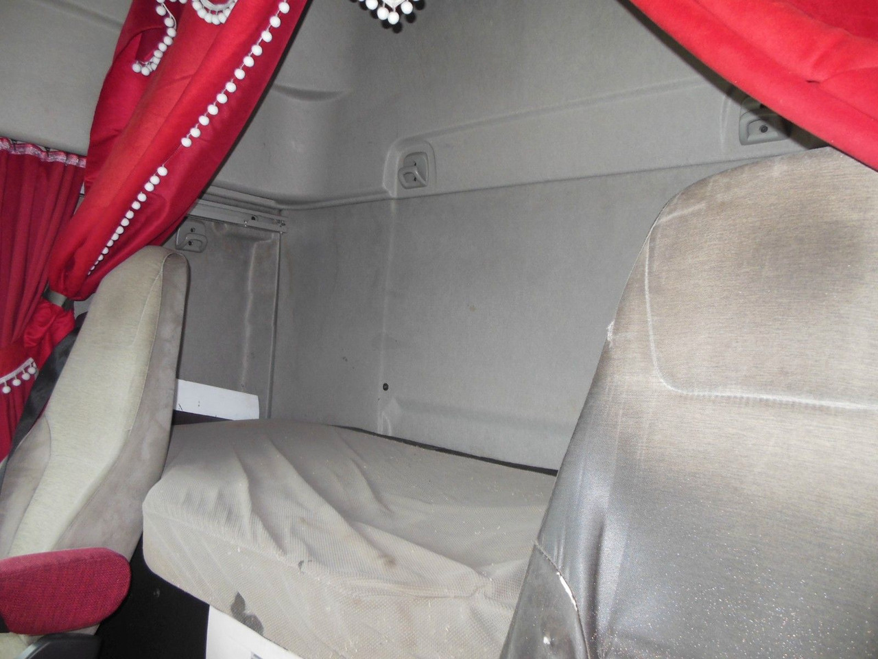 Container transporter/ Swap body truck Renault PREMIUM DXI 450.25, 6X2, BDF, MANUELL!!!: picture 15 Container transporter/ Swap body truck Renault PREMIUM DXI 450.25, 6X2, BDF, MANUELL!!!: picture 15