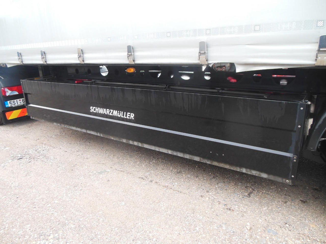 Schwarzmüller S1, BORDWÄNDE, PALETTEN BOX, LIFT ACHSE, TOP!!! Schwarzmüller S1, BORDWÄNDE, PALETTEN BOX, LIFT ACHSE, TOP!!! - Curtainsider semi-trailer: picture 5 Schwarzmüller S1, BORDWÄNDE, PALETTEN BOX, LIFT ACHSE, TOP!!! Schwarzmüller S1, BORDWÄNDE, PALETTEN BOX, LIFT ACHSE, TOP!!! - Curtainsider semi-trailer: picture 5