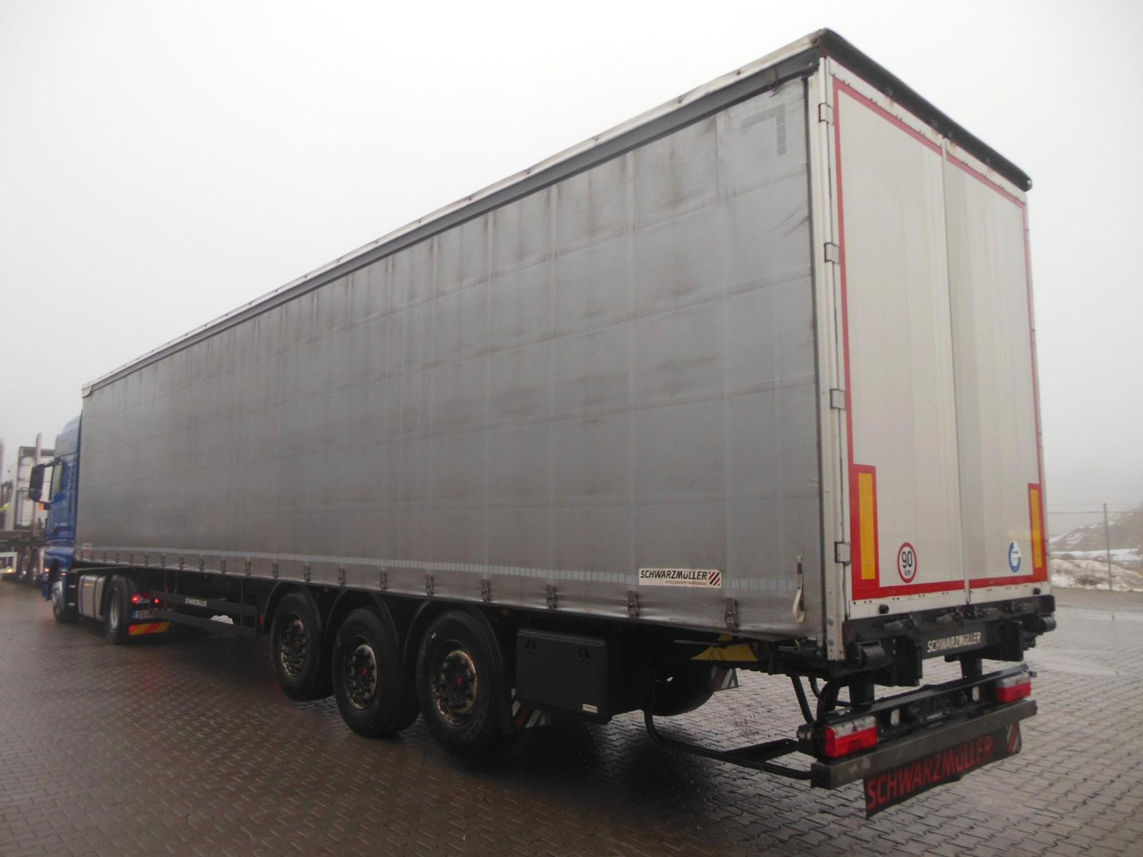 Schwarzmüller SPA 3/E, SAF, 2 LIFTACHSE - Curtainsider semi-trailer: picture 4 Schwarzmüller SPA 3/E, SAF, 2 LIFTACHSE - Curtainsider semi-trailer: picture 4