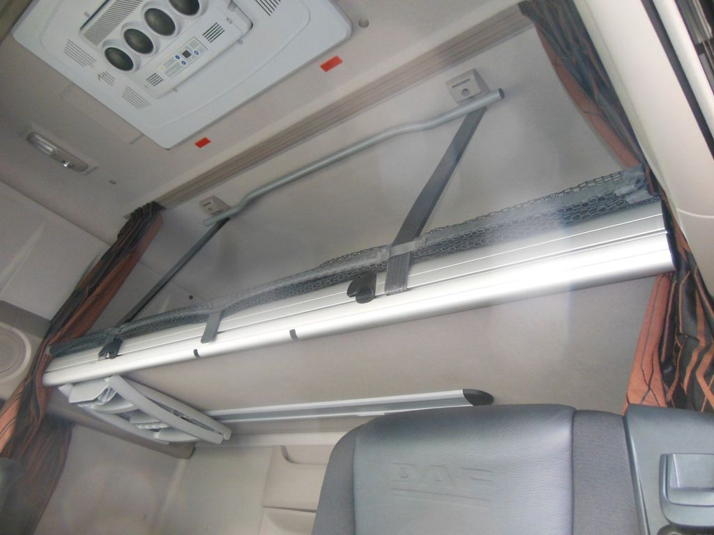 Tractor unit DAF XF 106.530 SSC, HYDRAULIK, STAND KLIMA, TOP DAF XF 106.530 SSC, HYDRAULIK, STAND KLIMA, TOP: picture 10