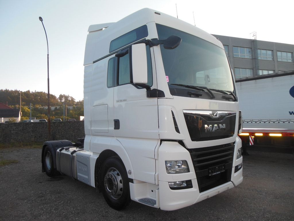 MAN TGX 18.500 XXL, RETARDER, TOP STAND MAN TGX 18.500 XXL, RETARDER, TOP STAND - Tractor unit: picture 2 MAN TGX 18.500 XXL, RETARDER, TOP STAND MAN TGX 18.500 XXL, RETARDER, TOP STAND - Tractor unit: picture 2