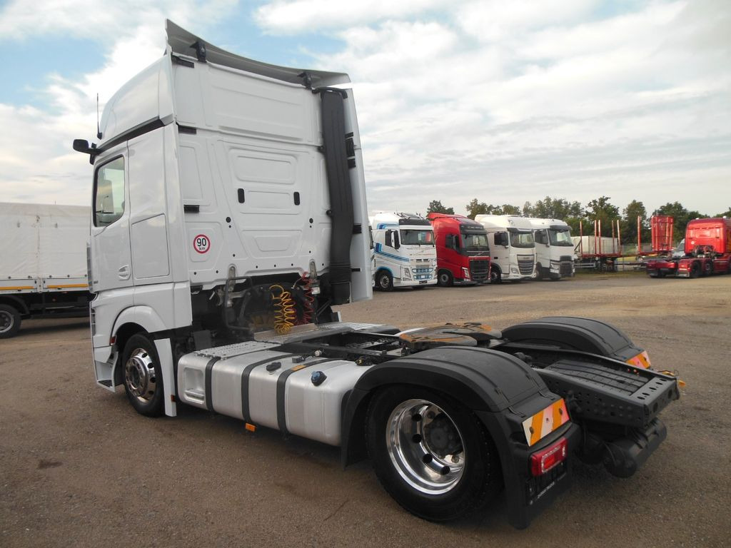 Mercedes-Benz ACTROS 1851,LOWDECK,STANDKLIMA,ALU FELGEN,TOP!!! - Tractor unit: picture 4 Mercedes-Benz ACTROS 1851,LOWDECK,STANDKLIMA,ALU FELGEN,TOP!!! - Tractor unit: picture 4