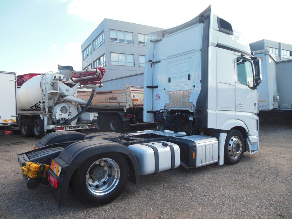 Mercedes-Benz ACTROS 1851,LOWDECK,STANDKLIMA,ALU FELGEN,TOP!!! - Tractor unit: picture 3 Mercedes-Benz ACTROS 1851,LOWDECK,STANDKLIMA,ALU FELGEN,TOP!!! - Tractor unit: picture 3
