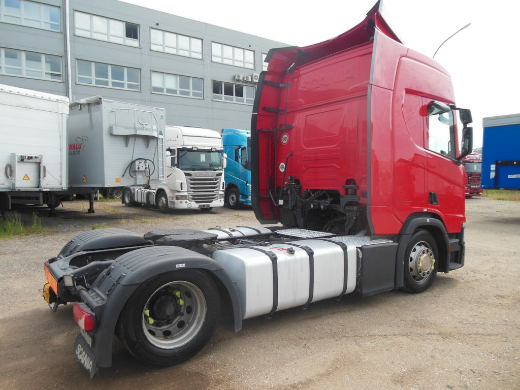 Scania R450 LOWDECK, RETARDER, STANDKLIMA, VOLL LUFT Scania R450 LOWDECK, RETARDER, STANDKLIMA, VOLL LUFT - Tractor unit: picture 3 Scania R450 LOWDECK, RETARDER, STANDKLIMA, VOLL LUFT Scania R450 LOWDECK, RETARDER, STANDKLIMA, VOLL LUFT - Tractor unit: picture 3