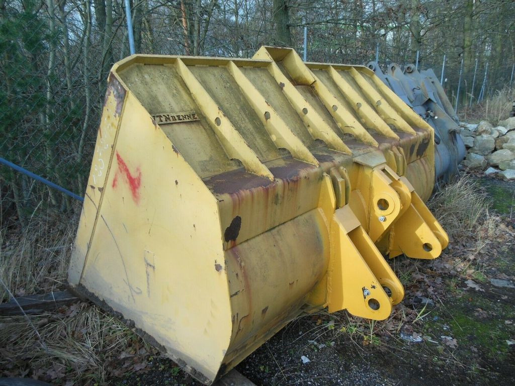 Volvo L120 - Schaufel 3,8m3 Volvo L120 - Schaufel 3,8m3 - Loader bucket: picture 1 Volvo L120 - Schaufel 3,8m3 Volvo L120 - Schaufel 3,8m3 - Loader bucket: picture 1