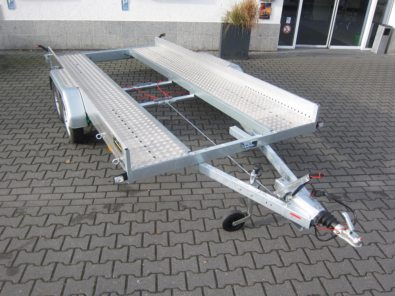 Autotransporter trailer Anssems AMT ECO 2000 light 400x188x18cm (XL) Alurampen 2000kg Wohnmobilanhänger Januar Aktion: picture 7 Autotransporter trailer Anssems AMT ECO 2000 light 400x188x18cm (XL) Alurampen 2000kg Wohnmobilanhänger Januar Aktion: picture 7