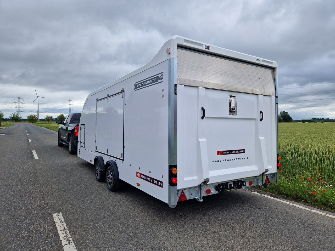 Autotransporter trailer BJT Race Transporter 4 550x212x188cm weiss E Winde Frontstauraum ASR Alufelgen dark 3500kg Modell 24: picture 8