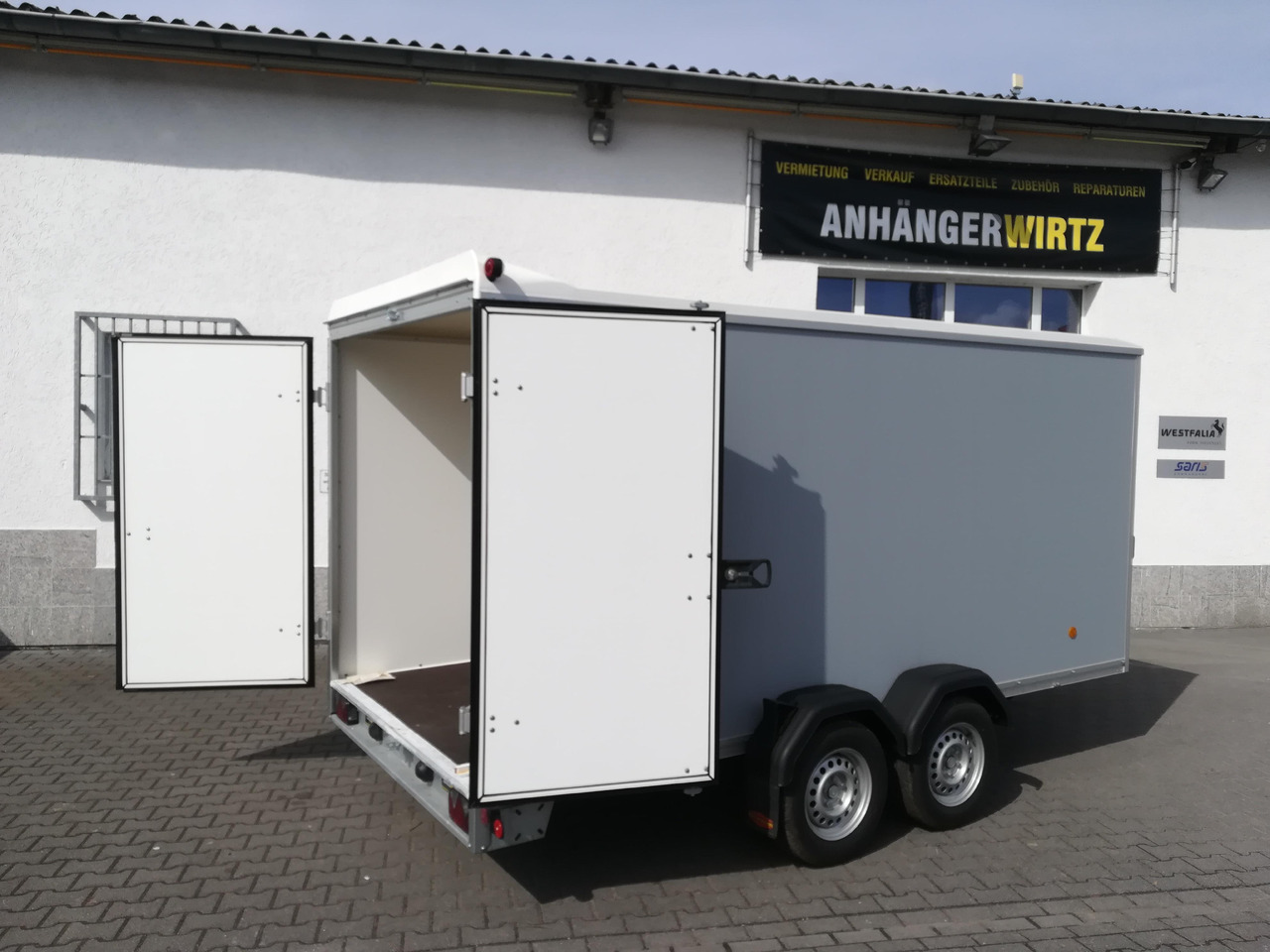 Böckmann Koffer KT 4018/27 M grau 400x185x182cm (XL) 2700kg - Closed box trailer: picture 2 Böckmann Koffer KT 4018/27 M grau 400x185x182cm (XL) 2700kg - Closed box trailer: picture 2