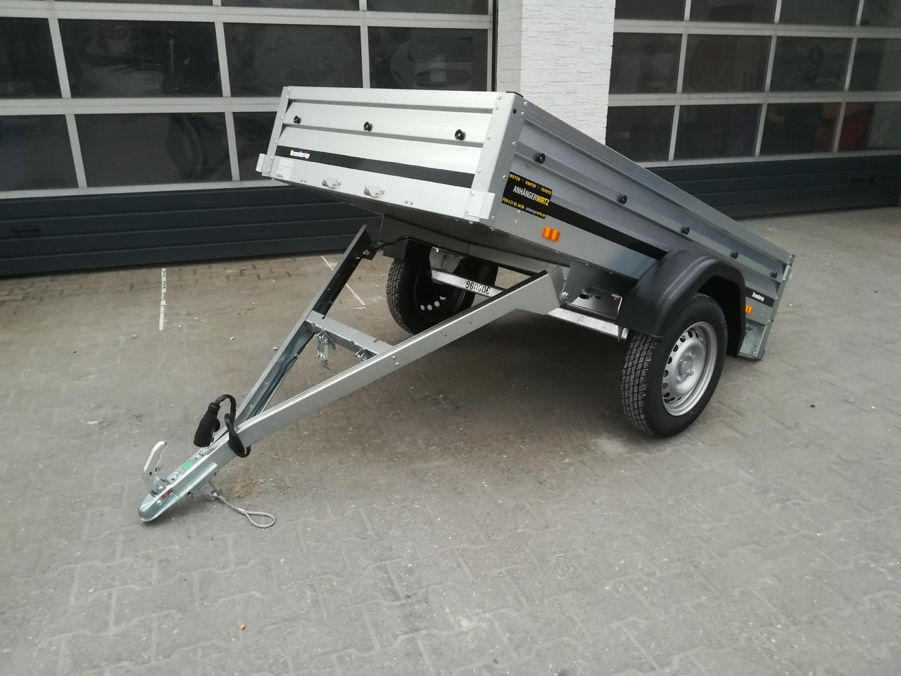 Brenderup 1205 S UB 750 Klappdeichsel Anhänger 204x116x35cm (XS) 750kg Modell 2024 - Car trailer: picture 1 Brenderup 1205 S UB 750 Klappdeichsel Anhänger 204x116x35cm (XS) 750kg Modell 2024 - Car trailer: picture 1