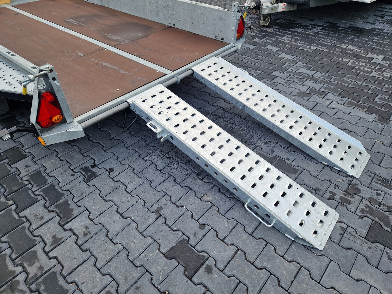 Brian James General Plant 360x185x25cm Auffahrrampen Reserverad (L) 3500kg - Plant trailer: picture 4 Brian James General Plant 360x185x25cm Auffahrrampen Reserverad (L) 3500kg - Plant trailer: picture 4