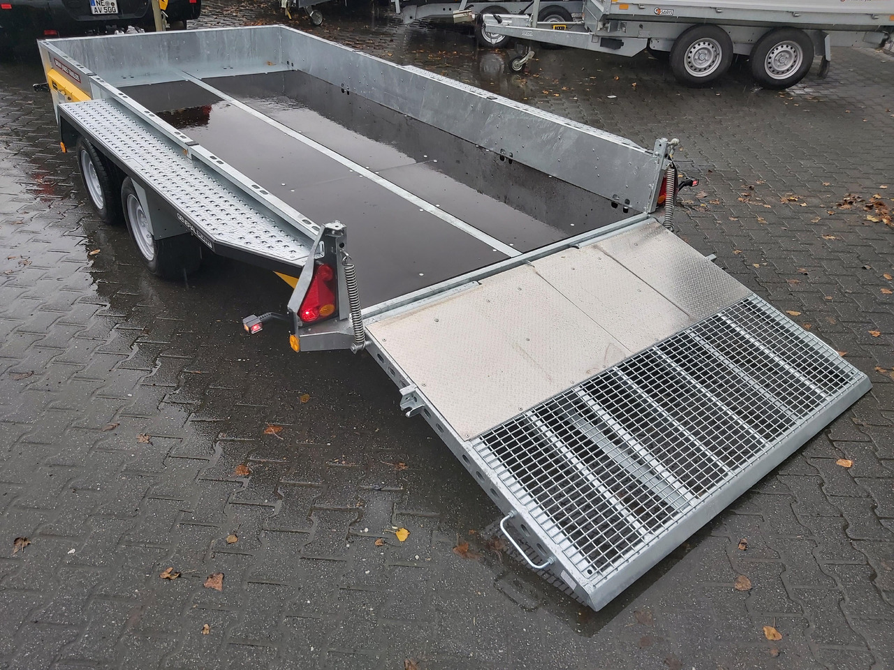Brian James General Plant 400x185x25cm Halbgitter Auffahrklappe 150cm Reserverad (XL) 3500kg Abverk. - Plant trailer: picture 5 Brian James General Plant 400x185x25cm Halbgitter Auffahrklappe 150cm Reserverad (XL) 3500kg Abverk. - Plant trailer: picture 5