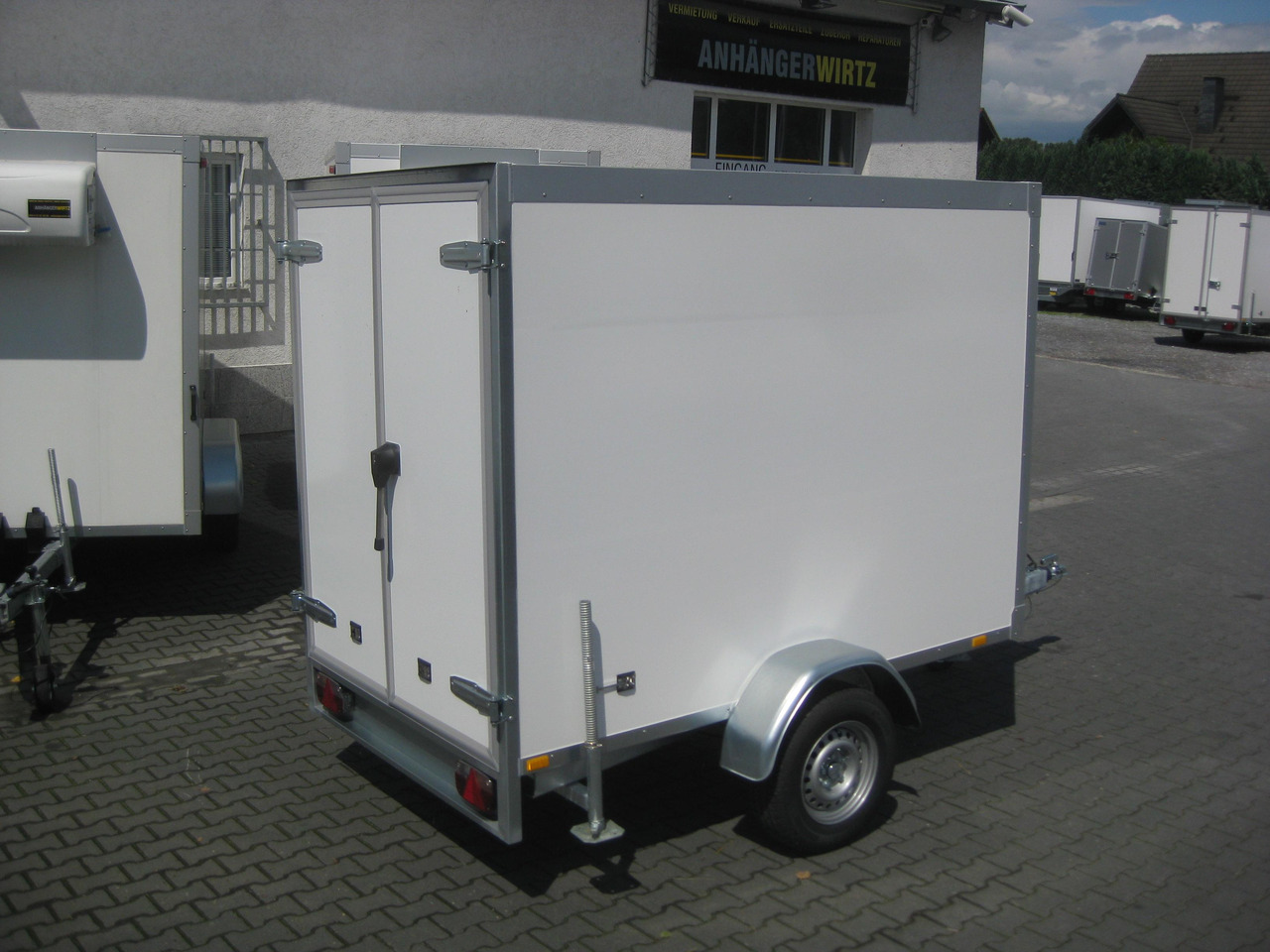 Kühlanhänger AZKF 1325/145 243x144x180cm GOVI 230 Volt Kühlaggregat 60 Frioliner Winter order 2025 - Refrigerator trailer: picture 3 Kühlanhänger AZKF 1325/145 243x144x180cm GOVI 230 Volt Kühlaggregat 60 Frioliner Winter order 2025 - Refrigerator trailer: picture 3