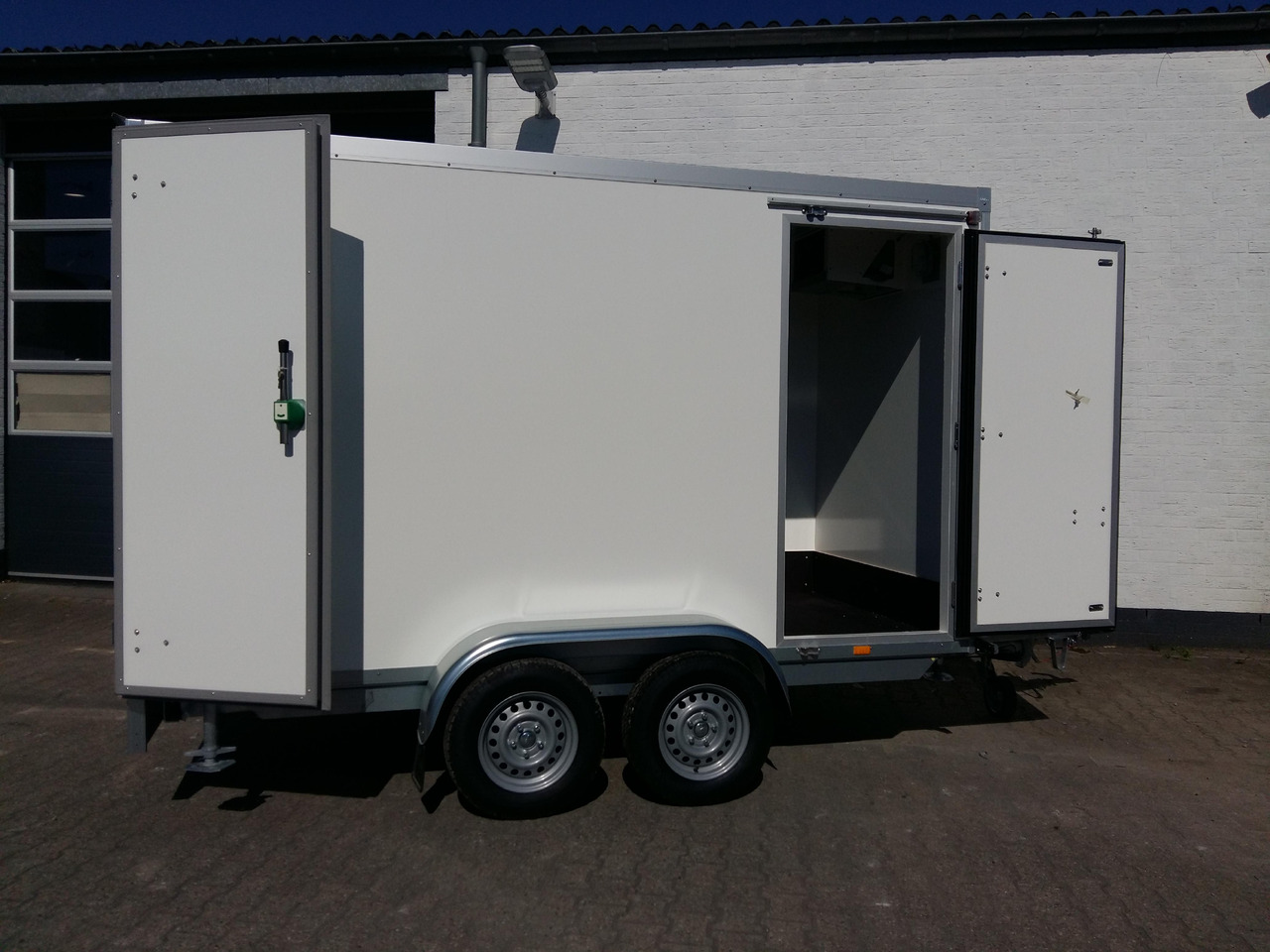 Kühlanhänger AZKF 2735/155 343x154x200cm +Seitentür Kälteanlage 4 Iso 60 Frioliner Aktion - Refrigerator trailer: picture 3 Kühlanhänger AZKF 2735/155 343x154x200cm +Seitentür Kälteanlage 4 Iso 60 Frioliner Aktion - Refrigerator trailer: picture 3