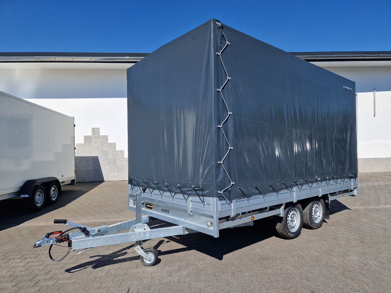 MEDAX - 2 3000 405x203x210cm Hochplane grau 12" niedrig Fahrwerk 3000kg - Curtainsider trailer: picture 2 MEDAX - 2 3000 405x203x210cm Hochplane grau 12" niedrig Fahrwerk 3000kg - Curtainsider trailer: picture 2