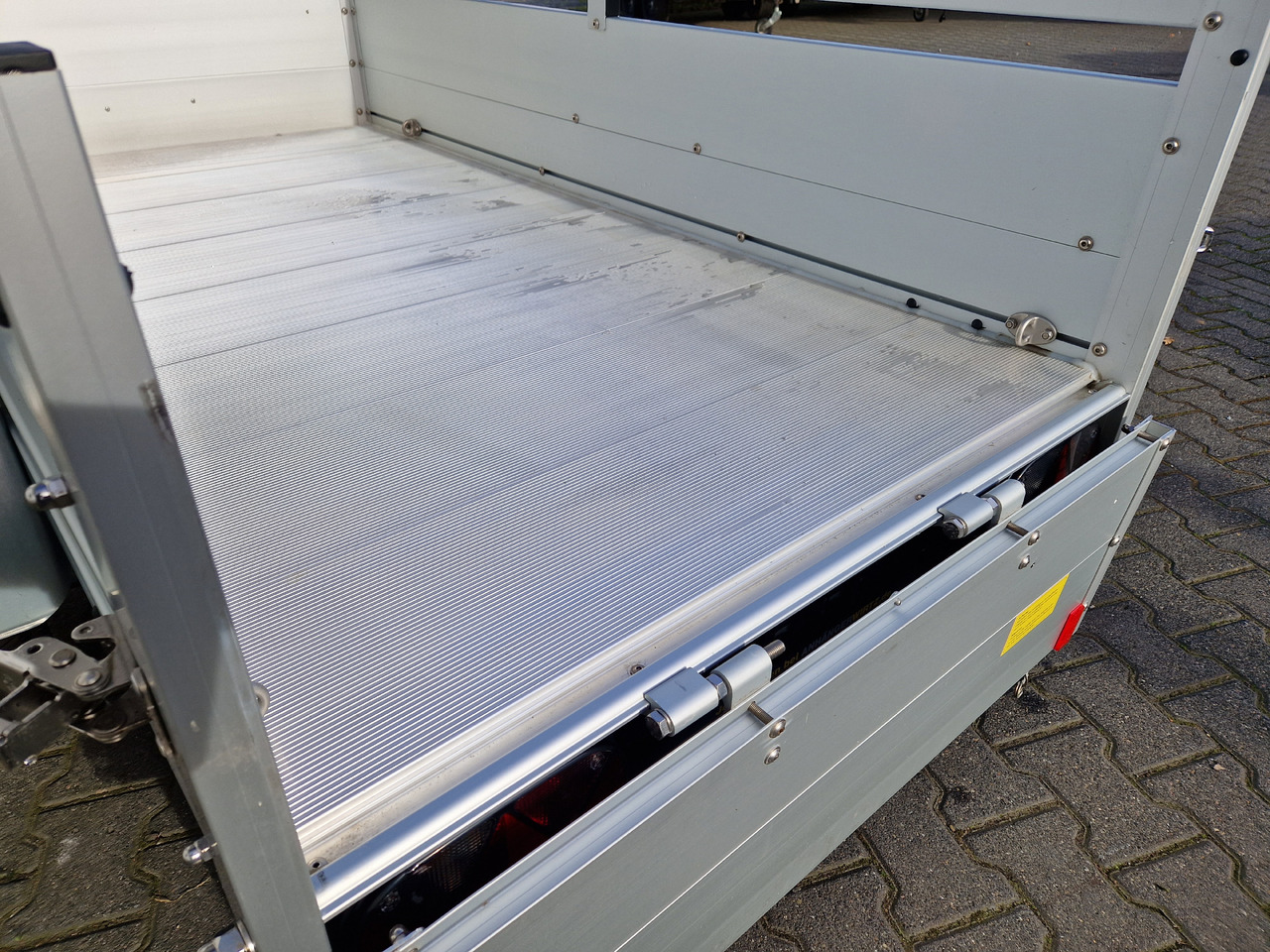 PKW Anhänger Koch Aluline+ B1000 205x105x40cm ALUBODEN (XS) 1000kg 100km/H Januar Online - Car trailer: picture 5 PKW Anhänger Koch Aluline+ B1000 205x105x40cm ALUBODEN (XS) 1000kg 100km/H Januar Online - Car trailer: picture 5