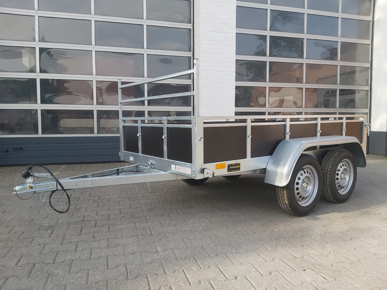 PKW Anhänger Trailwood 253 2 253x125x35cm (S) 750kg Tandemachser Aktion - Car trailer: picture 3 PKW Anhänger Trailwood 253 2 253x125x35cm (S) 750kg Tandemachser Aktion - Car trailer: picture 3