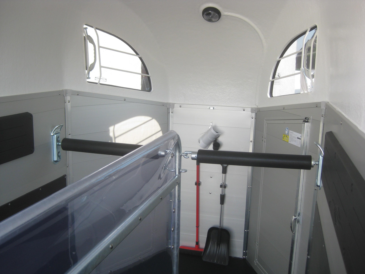 Horse trailer Pferdeanhänger Böckmann Champion C 2700kg CFF+ 100 km/H: picture 6 Horse trailer Pferdeanhänger Böckmann Champion C 2700kg CFF+ 100 km/H: picture 6