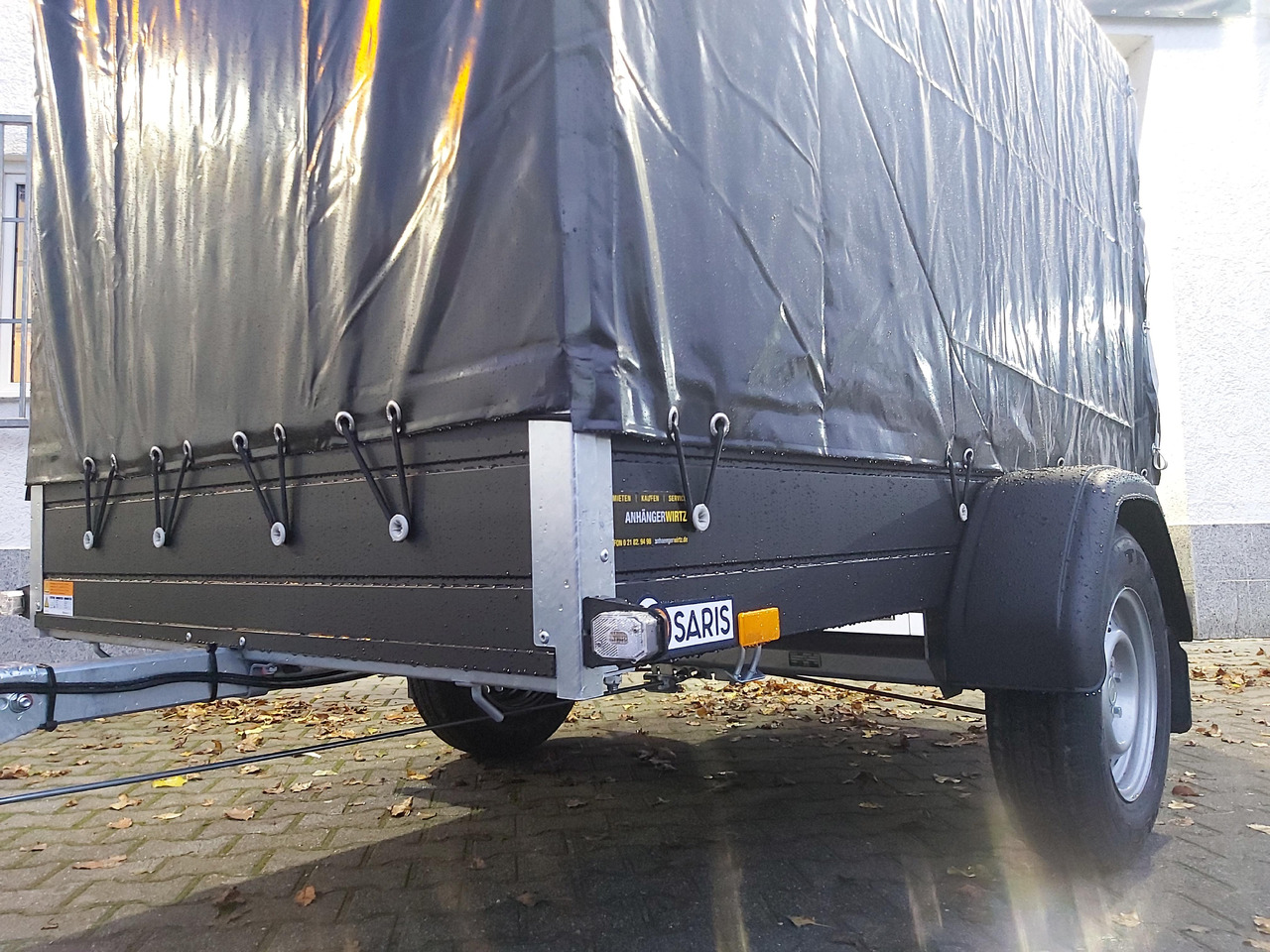 Saris Anhänger DV135 McAlu Pro MP 255x133x150cm Hochplane black (S)1350kg black deal Januar Aktio - Car trailer: picture 2 Saris Anhänger DV135 McAlu Pro MP 255x133x150cm Hochplane black (S)1350kg black deal Januar Aktio - Car trailer: picture 2