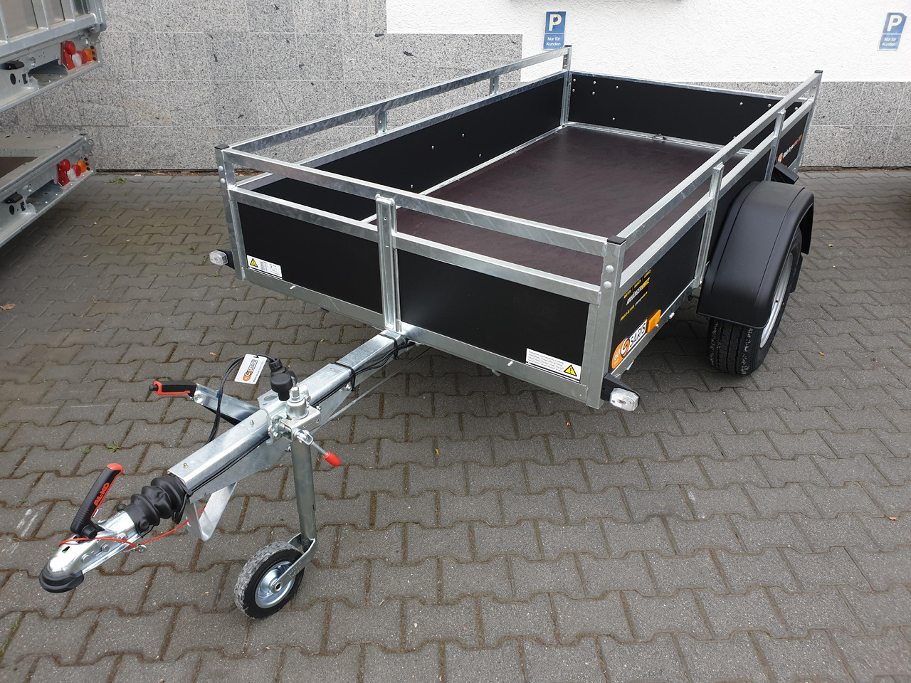 Saris BMG 135 Classic Wood 255x133x45cm (S) 1350kg Abverkauf Aktion - Car trailer: picture 1 Saris BMG 135 Classic Wood 255x133x45cm (S) 1350kg Abverkauf Aktion - Car trailer: picture 1