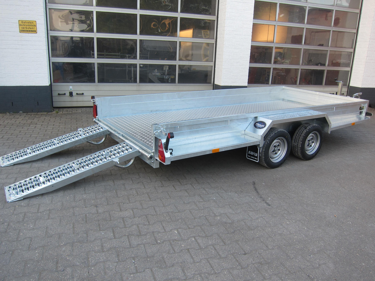 Saris Magnum MAXX 3500 406x182x30cm Rampen ForceOne Aluboden 3500kg Aktion - Plant trailer: picture 5 Saris Magnum MAXX 3500 406x182x30cm Rampen ForceOne Aluboden 3500kg Aktion - Plant trailer: picture 5
