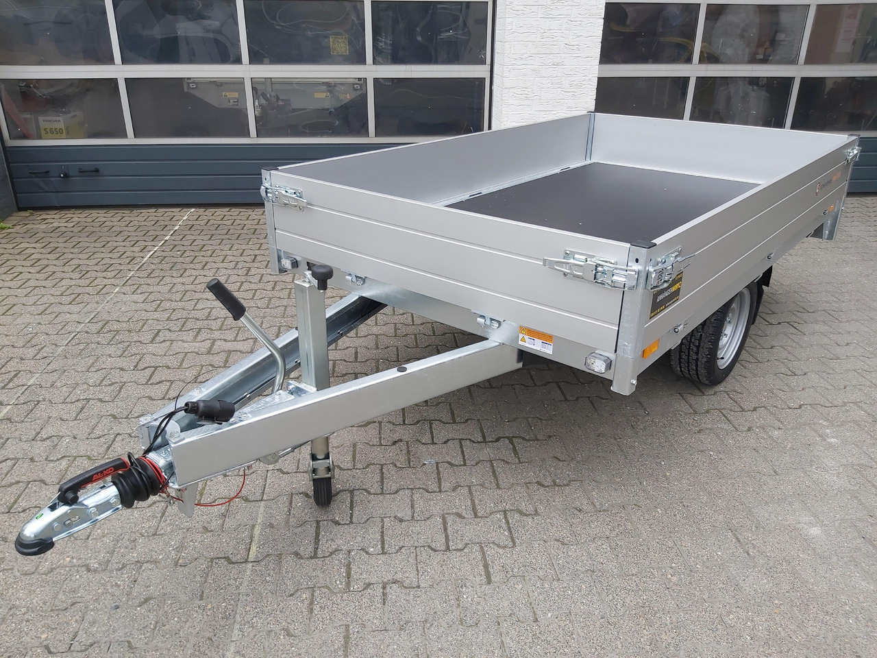 Saris PL 256 150 1500 1 256x150x30cm 13" 1500kg Modell 2024 - Car trailer: picture 1 Saris PL 256 150 1500 1 256x150x30cm 13" 1500kg Modell 2024 - Car trailer: picture 1