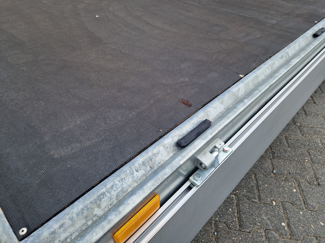Saris PL 276 150 1500 1 276x150x30cm 13" (S) 1500kg Aktion Abverkauf - Car trailer: picture 4 Saris PL 276 150 1500 1 276x150x30cm 13" (S) 1500kg Aktion Abverkauf - Car trailer: picture 4