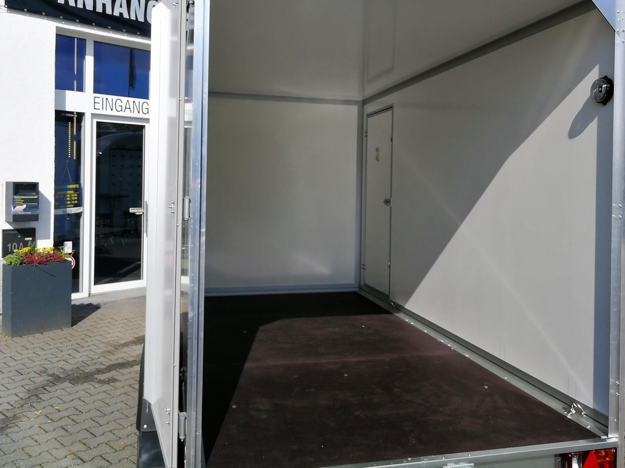 Closed box trailer WM Meyer Koffer AZ 3540/185 S35 401x185x205cm Seitentür (XL) 3500kg Modell 2024: picture 6